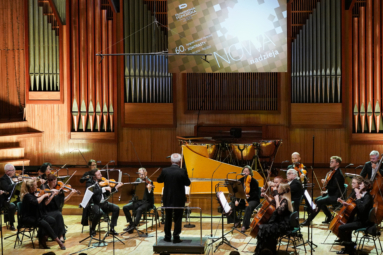 zdjęcie filharmonii kameralnej sopot na estradzie FP